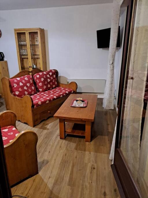 Appartement Residence Les Dryades Avec Vue Montagne Gérardmer Esterno foto
